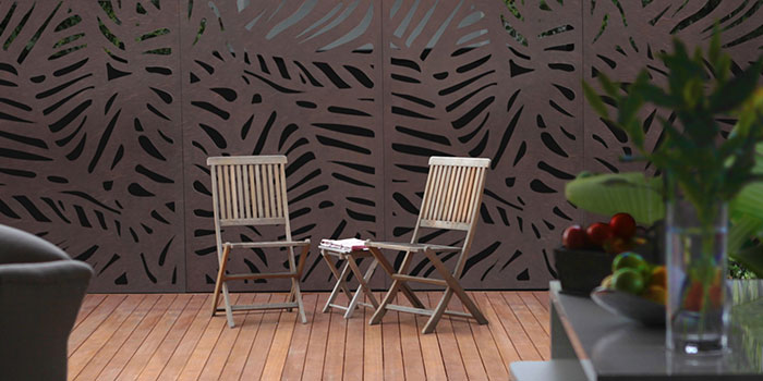 Privacy Screen Feature | Hand Made Gardens